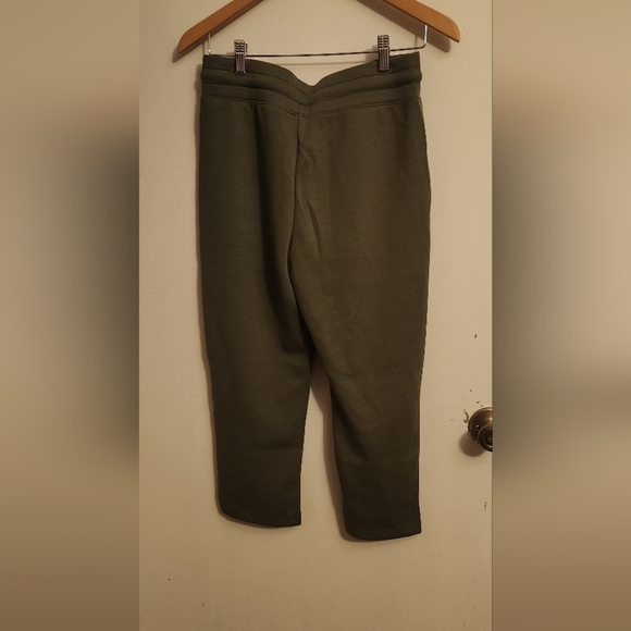Green Casual pants with Jogger Style and Comfort New With Tags 32 Degrees - Picture 6 of 6
